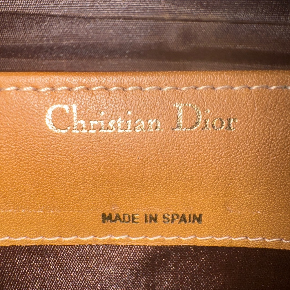 Christian Dior Honeycomb Wallet Like New - Picture 4 of 10